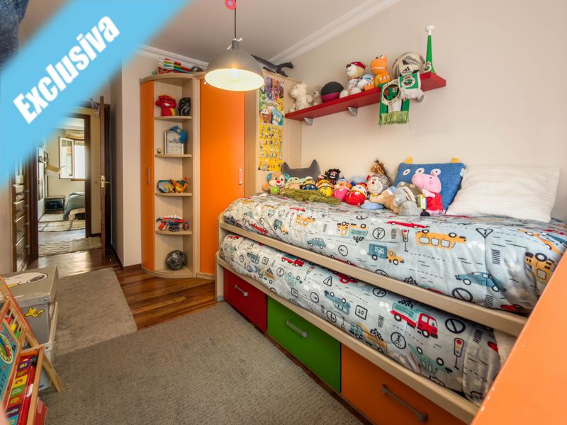 Foto 84d89481-eb85-4f0f-b945-671677d8eb44. Pis a calle emperador 5 a Centro Laredo