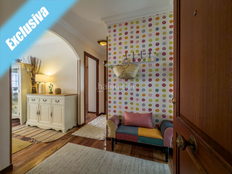 Foto d746d01d-5330-435b-ba2e-64dd222c8215. Pis a calle emperador 5 a Centro Laredo