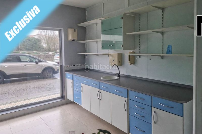 Foto 2f09a55b-7a30-4b2d-8ed2-bd581ce26dd6. Local comercial en calle el pelegrín 35 local en calle el pelegrín 35, en Laredo