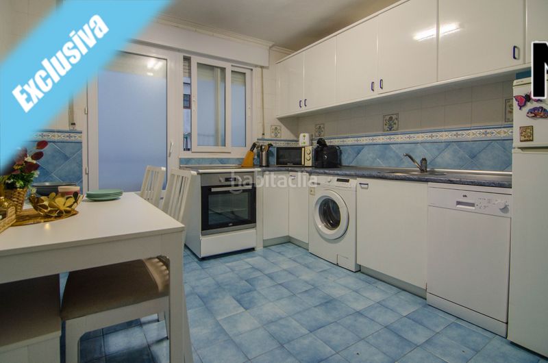 Foto faf34cde-8f84-49f9-b187-5144e60e435f. Flat in calle doctor federico de la lastra 4 in Centro Laredo
