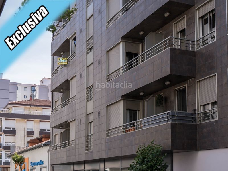 Foto fe11eff2-6f82-4857-9e64-4a5abb3fa66f. Pis amb calefacció a Centro Laredo