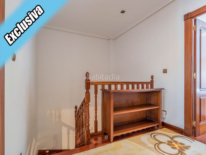 Foto 49c2f697-46f0-49cf-8edf-79f743f0eff4. Dúplex a calle emperador 1 a Centro Laredo