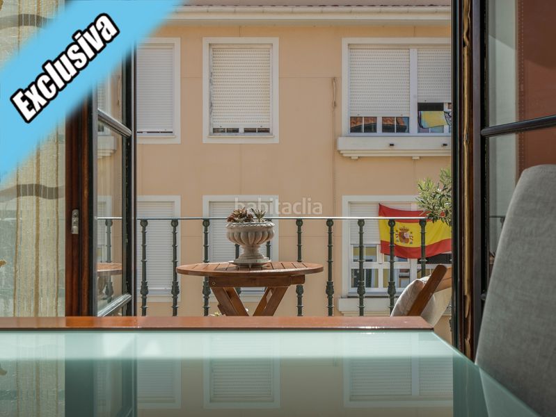 Foto 5e0d694a-3807-4c78-8607-f0118a1c14f7. Dúplex a calle emperador 1 a Centro Laredo