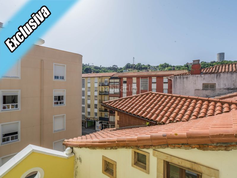 Foto 9f29d87b-c7d9-4eff-86e3-1873cee7bc00. Dúplex a calle emperador 1 a Centro Laredo