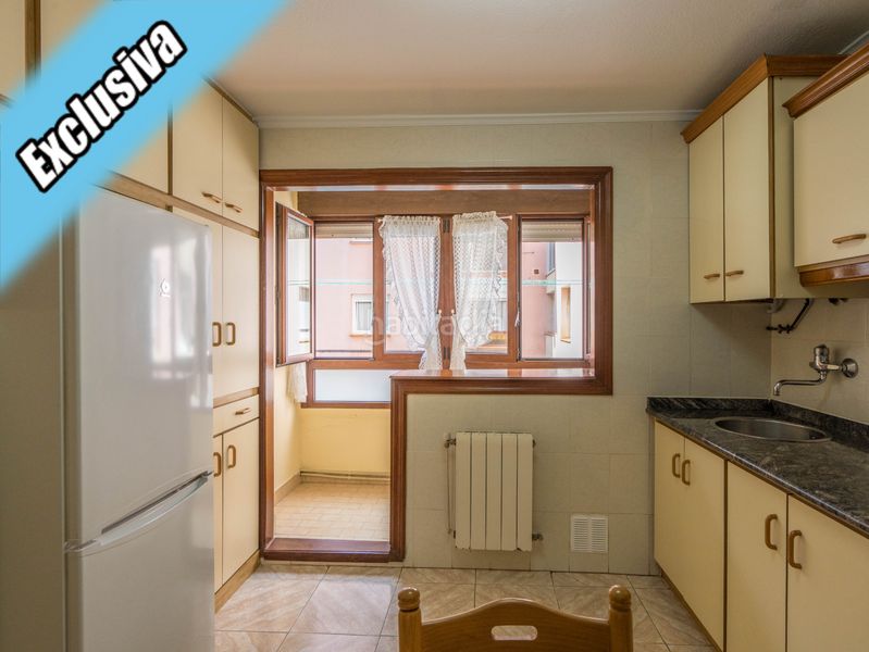 Foto 576184ff-ab4b-46af-a057-75be93520577. Flat in calle el pelegrín 9 in Centro Laredo