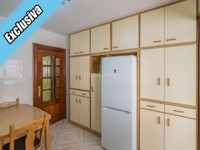 Foto b2664051-3c11-46ce-8d01-30fe77ad3241. Flat in calle el pelegrín 9 in Centro Laredo