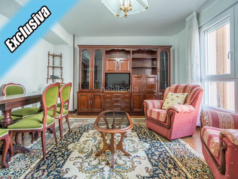 Foto c2d18790-b27f-4f1e-8b41-15a15c1499a8. Flat in calle el pelegrín 9 in Centro Laredo
