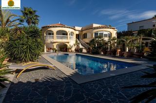 Xalet a El Montgó. Villa de lujo en denia