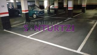 Autoparkplatz in Polígono Rojo-Aldapa. Se venden 4 parcelas de garaje en aldapa algorta