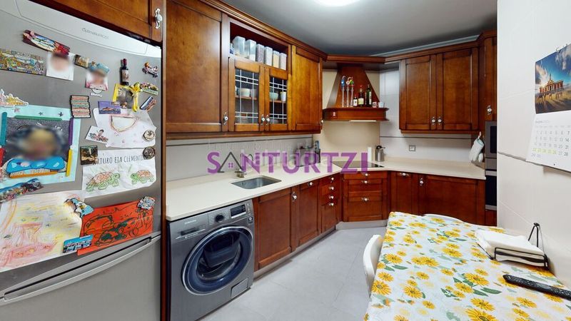 Foto a2c53113-4307-4a95-9094-d3616e72f00b. Pis amb calefacció aparcament a Las Viñas Santurtzi