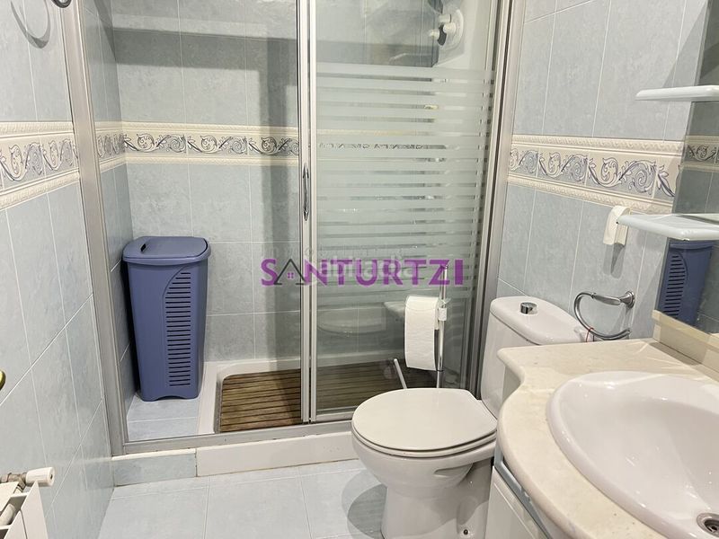 Foto 9136f851-80c7-4963-9320-e1dcfa41847b. Dúplex amb calefacció a Kabiezes Santurtzi