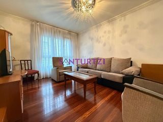 Location Appartement à Las Viñas. Piso en alquiler en santurtzi  exclusivo para empresas