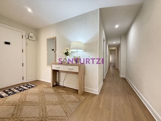 Piso en Larrea - San Juan de Dios - Peñota. Vivienda en exclusiva junto al parque central  3 dormitorios  as