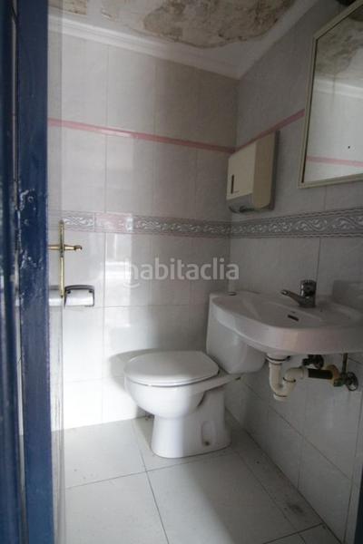 Foto 17b09952-c2df-409a-bbea-1fa953735b99. Location local commercial dans Kabiezes Santurtzi