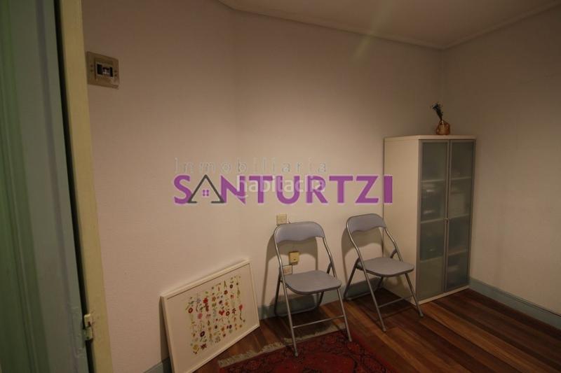 Foto 4c269eda-f72a-4854-b834-2de4c50b1083. Location local commercial dans Centro Santurtzi