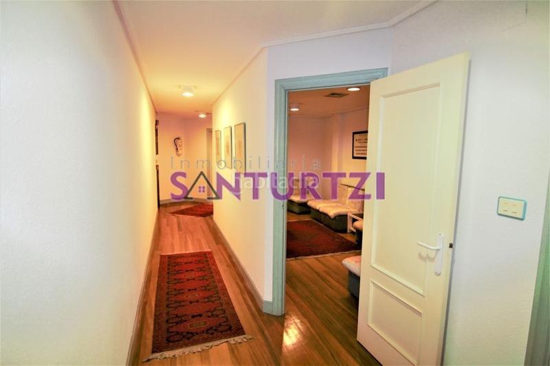 Foto 4c3a0931-c3f8-4f02-a493-b133f5838ee4. Location local commercial dans Centro Santurtzi