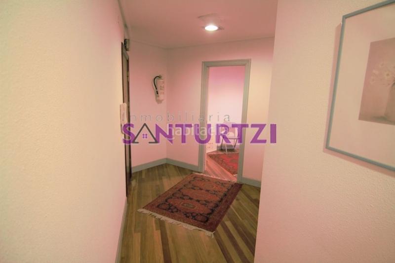 Foto 8a31dc12-a81a-4017-a7fc-4b9af7b36a2f. Location local commercial dans Centro Santurtzi