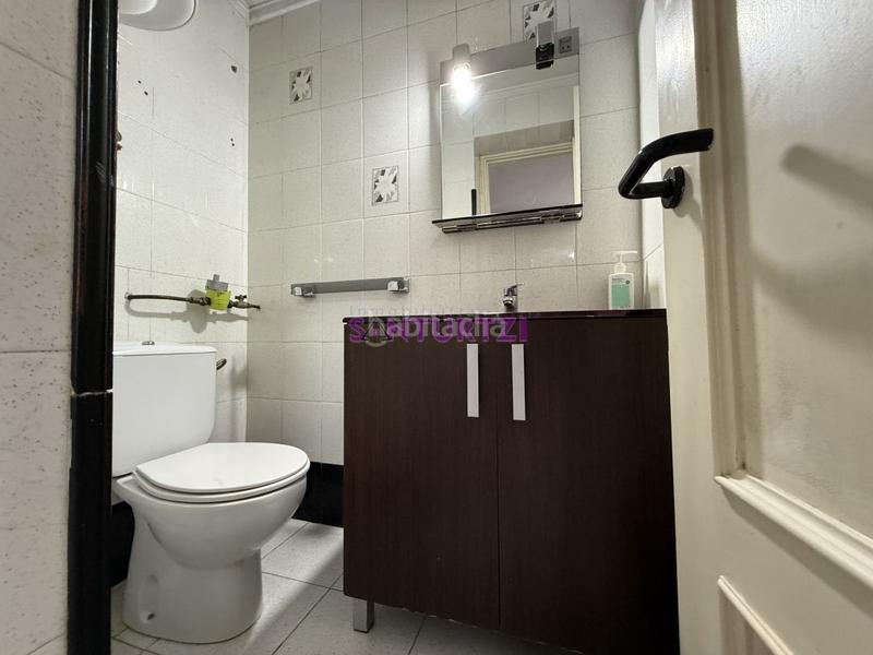 Foto 1a944528-fdf9-4e72-b360-cbb875f9a8a7. Locale commerciale in Kabiezes Santurtzi