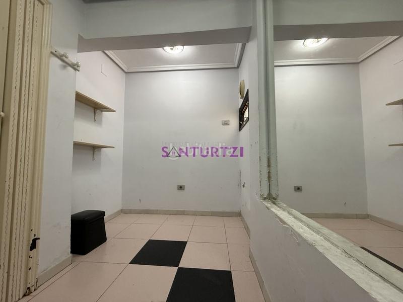 Foto 2c8795d3-216a-4129-8499-6254e26821c6. Locale commerciale in Kabiezes Santurtzi