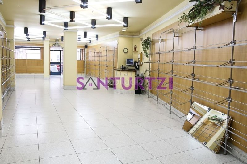 Foto 6f23c6bf-2fc1-48db-9710-a2e4fd4ce222. Local comercial a Mamariga Santurtzi