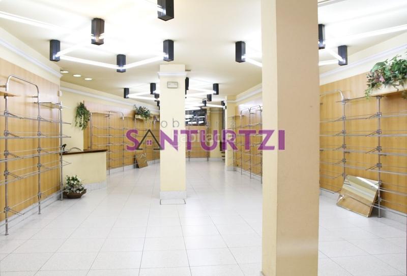 Foto 10efb302-38c6-42cc-a8dc-5c0ee030588f. Alquiler local comercial  en Mamariga, 218 m2 con escaparate de 6 metros en Santurtzi