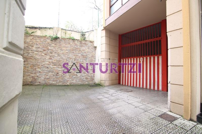 Foto 335947d6-dfde-4e49-947f-2800d3a0bc6c. Posto auto in Centro Santurtzi