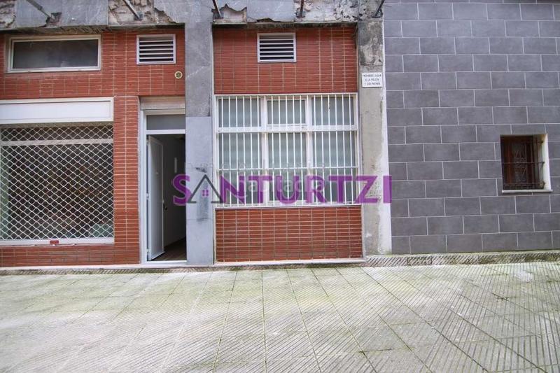 Foto 9177515b-bdb3-4e8f-ab44-0dcdc8bf96a7. Location local commercial dans la txitxarra - murrieta - parke Santurtzi Santurtzi