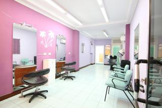 Affitto Locale commerciale in La Txitxarra - Murrieta - Parke Santurtzi. Disponemos de una peluquería en la calle santa eulalia