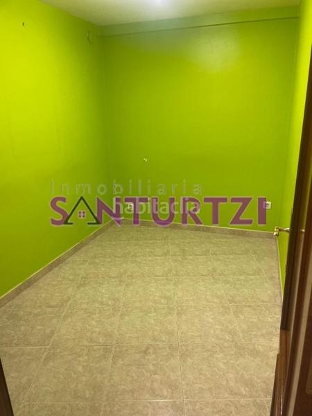 Foto 3dfcc365-b439-4da1-ba04-fd69602b1111. Location local commercial dans Centro Santurtzi