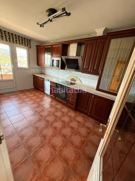 Foto 2b4fcea6-29cf-47c0-9162-1e25b5bf0eb3. Lloguer dúplex amb calefacció aparcament a Kabiezes Santurtzi