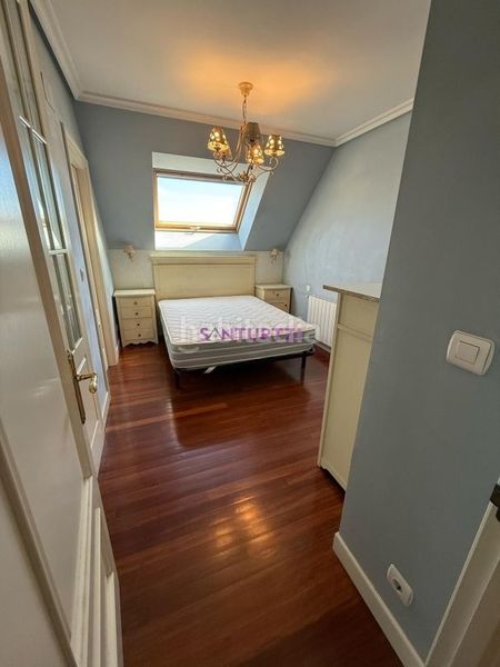 Foto 43f525cc-d536-4972-b939-ffd4b4299853. Lloguer dúplex amb calefacció aparcament a Kabiezes Santurtzi