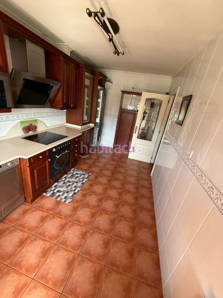 Foto 922bf2f1-8e44-4bfe-9b68-251785a91e2b. Lloguer dúplex amb calefacció aparcament a Kabiezes Santurtzi