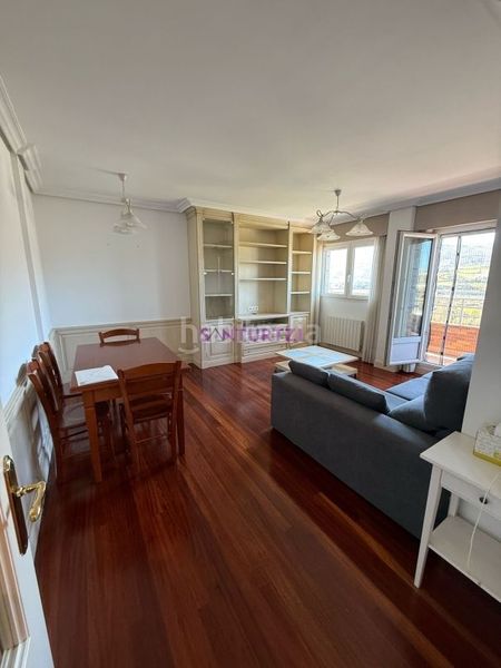 Foto c79b2f56-22a6-46e3-9fc8-5d22983d48a6. Lloguer dúplex amb calefacció aparcament a Kabiezes Santurtzi