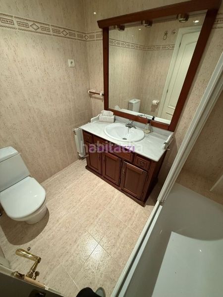 Foto dab04df4-f7b7-40e7-afa4-61f1b4732f9e. Lloguer dúplex amb calefacció aparcament a Kabiezes Santurtzi