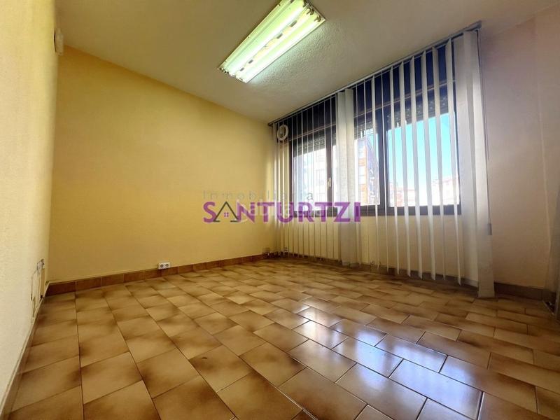 Foto 32fa843b-012a-4033-939a-4a9ef84e1e88. Miete büro in Larrea - San Juan de Dios - Peñota Santurtzi