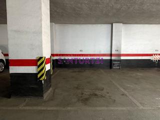 Parking coche en La Txitxarra - Murrieta - Parke Santurtzi. Parcela de garaje en jenaro oraa