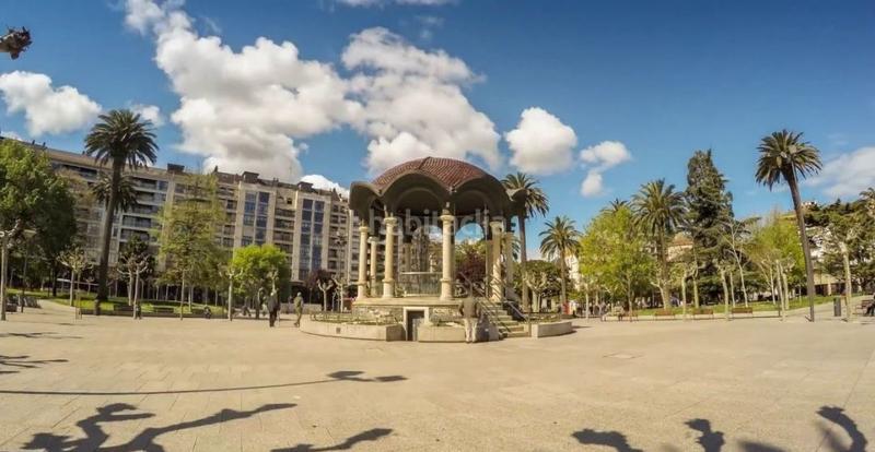 Foto 20a58d53-3d8e-4a9f-b2c0-472adb7a812c. Aparcament cotxe a Pilas