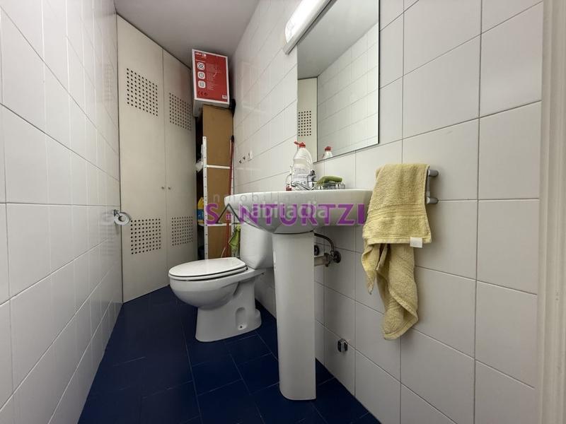 Foto 416d811a-6ac1-4926-b89f-98a8cde35803. Affitto locale commerciale in la txitxarra - murrieta - parke Santurtzi Santurtzi