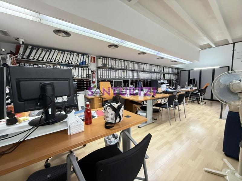 Foto 0836f2db-4b7b-47c0-8d61-475facd9e4ba. Lloguer local comercial a la txitxarra - murrieta - parke Santurtzi Santurtzi