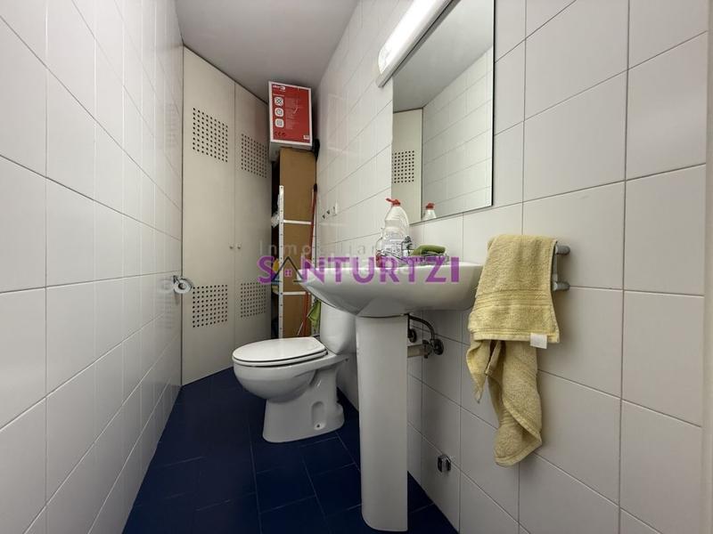 Foto bb5d43ab-67f1-4e5b-8b0e-f90769d3705a. Location local commercial dans la txitxarra - murrieta - parke Santurtzi Santurtzi