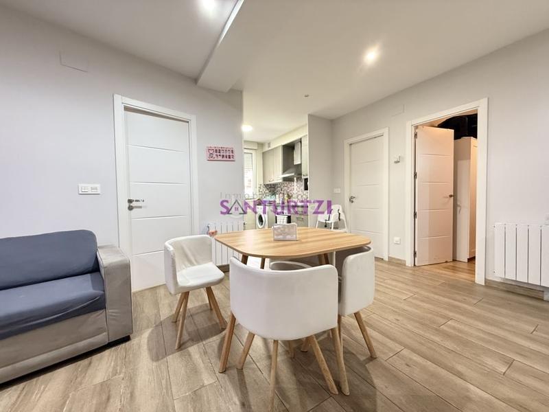 Foto cc4b7f2a-bcd0-48a4-8030-3215c9aaaa55. Appartamento con riscaldamento in Kabiezes Santurtzi