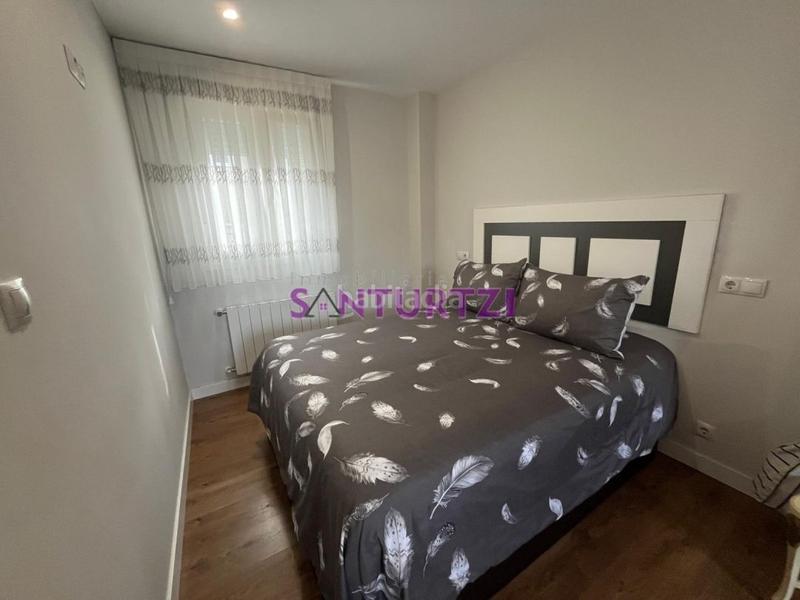 Foto 54e8ceb8-8b1f-496f-a108-92b304e51ad6. Piso precioso apartamento reformado en el barrio sana juan en Santurtzi