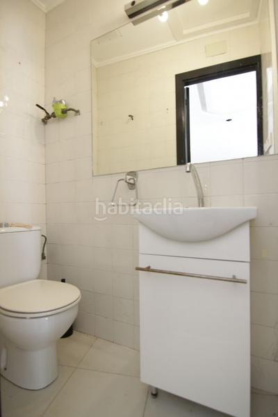 Foto 38e5d8c9-5c0c-4a01-849b-562f7c473ebf. Alquiler local comercial se alquila local en la txitxarra en Santurtzi