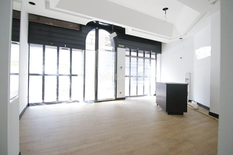 Foto 5029122a-8aa8-4aa9-ab4f-7b9469df51e4. Alquiler local comercial se alquila local en la txitxarra en Santurtzi