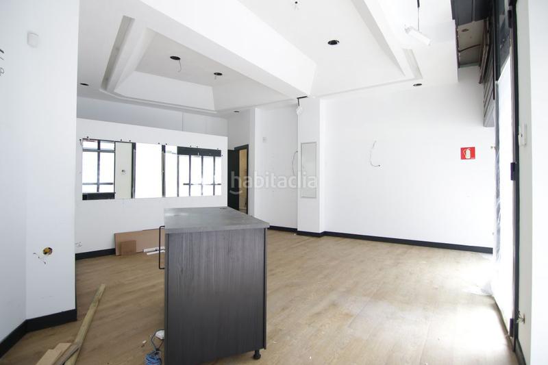 Foto f6a4ea75-e5fd-4a95-8e54-372220280a6f. Lloguer local comercial a la txitxarra - murrieta - parke Santurtzi Santurtzi