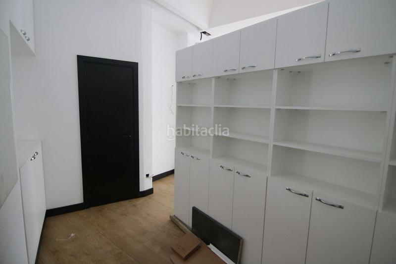 Foto 90e75414-3d73-40e6-84e8-d6ab9b55e184. Miete geschäftsraum in la txitxarra - murrieta - parke Santurtzi Santurtzi