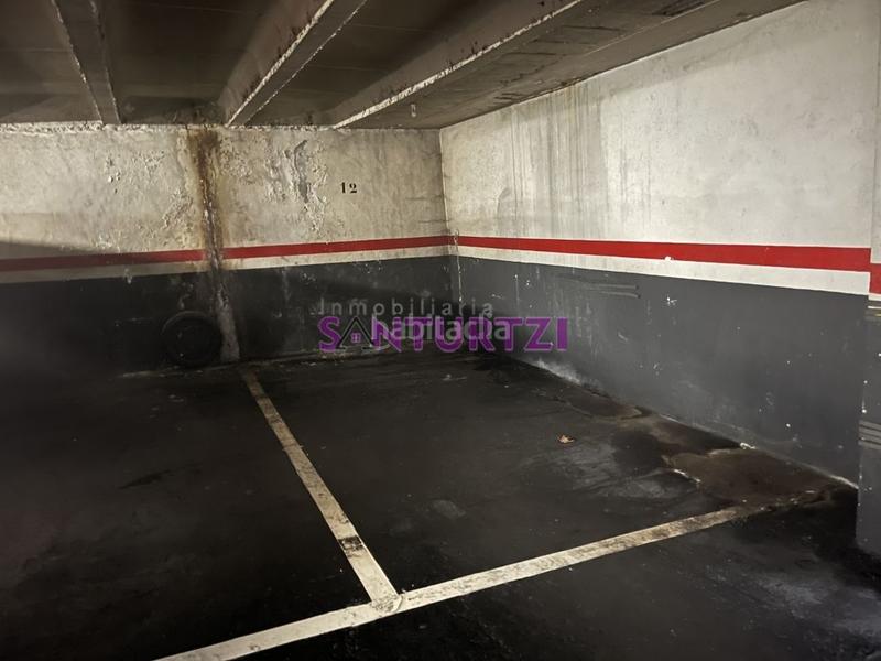 Foto 8ea88803-ccb1-4a34-a52c-2520b14a96c8. Aparcament cotxe a la txitxarra - murrieta - parke Santurtzi Santurtzi