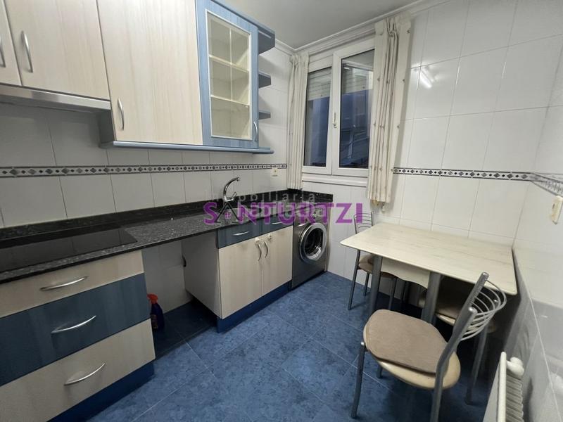 Foto 04c500cb-7448-4db6-94c0-efef380ca343. Location appartement avec chauffage parking dans Kabiezes Santurtzi