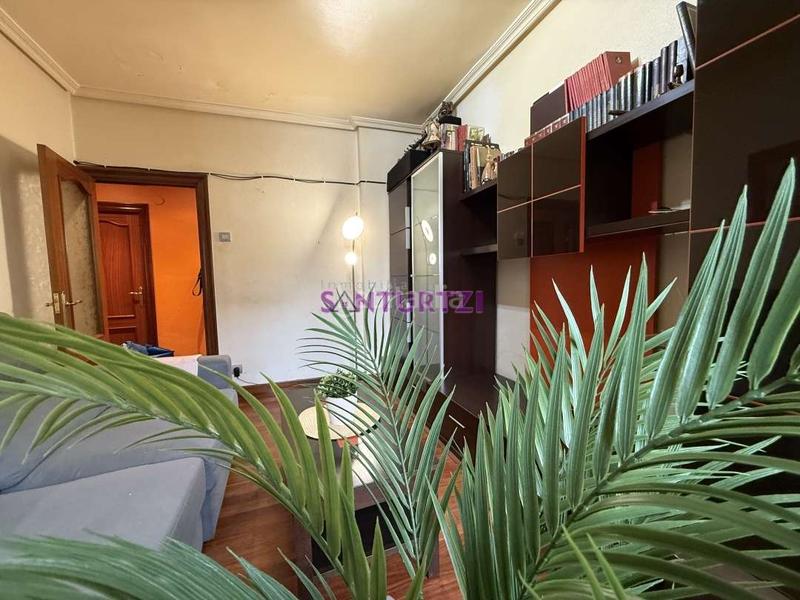 Foto 430ebc6e-70c2-432e-b641-8665ba99b522. Pis a la txitxarra - murrieta - parke Santurtzi Santurtzi