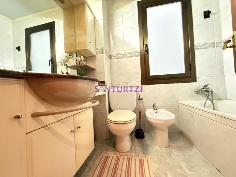 Foto 9381ac9e-805b-47fc-a569-a47dc954f6b1. Pis a la txitxarra - murrieta - parke Santurtzi Santurtzi